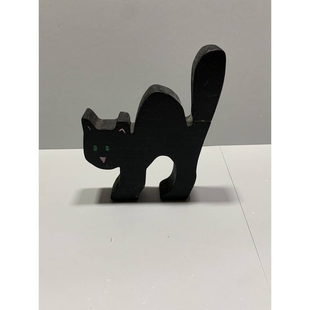 Wooden Cat Kitten Figurine Decoration 4”x4”